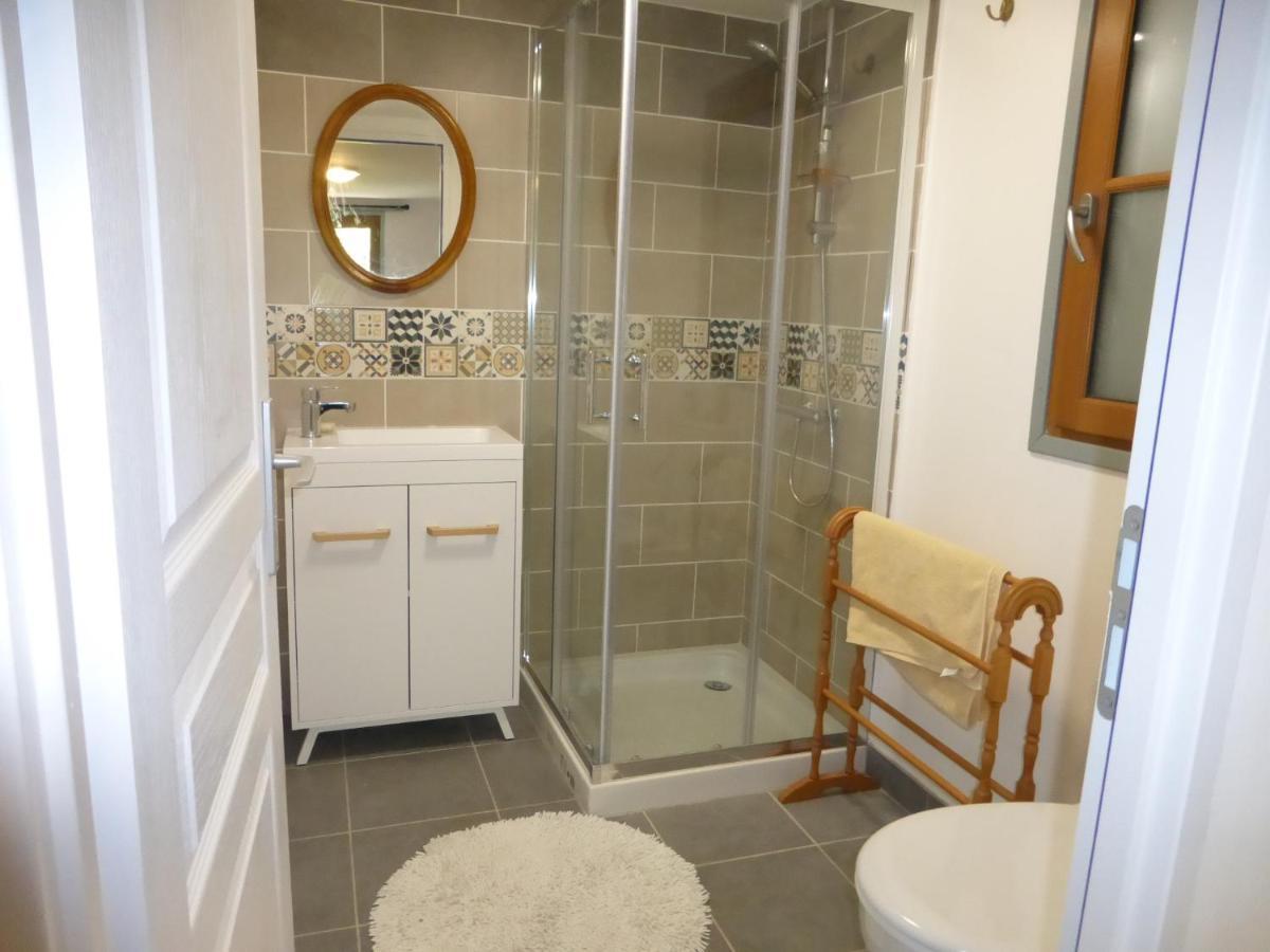 Bed and Breakfast Chez Kate Charroux  Exterior foto