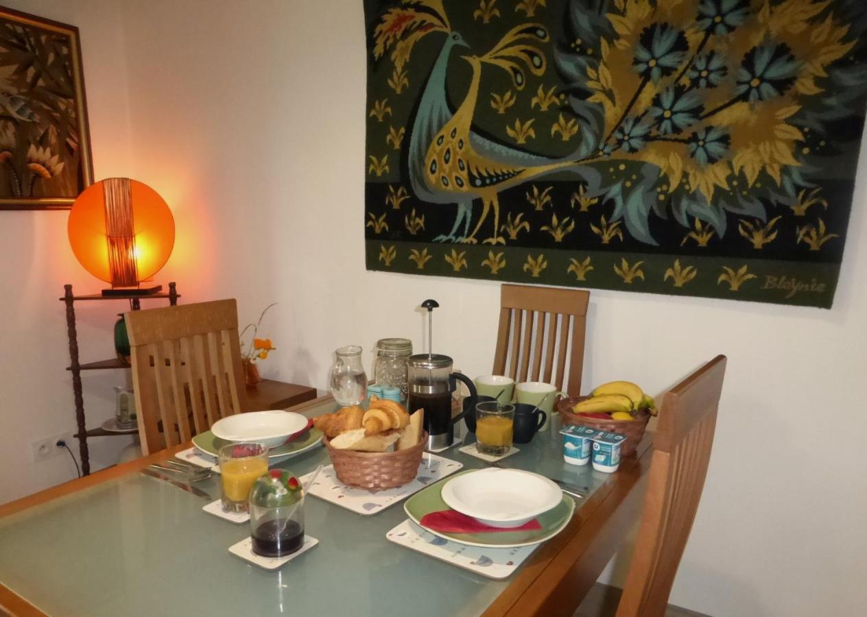 Bed and Breakfast Chez Kate Charroux  Exterior foto